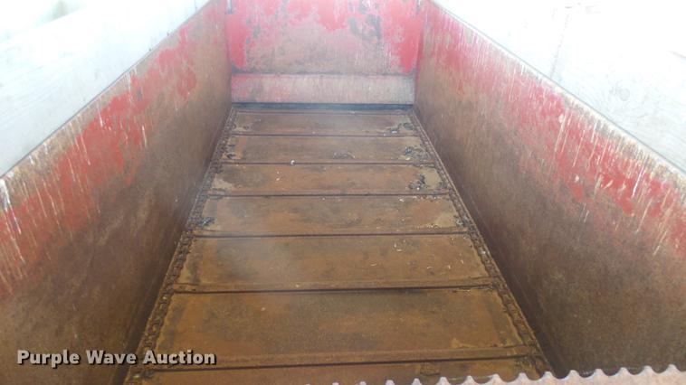 image for item DV9037 Kelly-Ryan Feed-R-Wagon