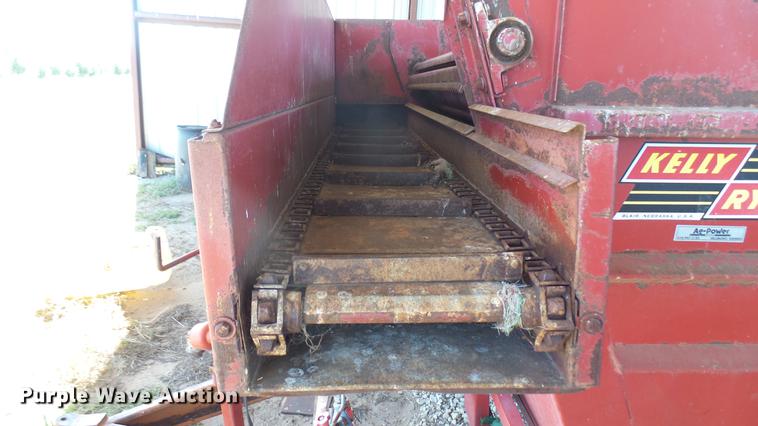 image for item DV9037 Kelly-Ryan Feed-R-Wagon