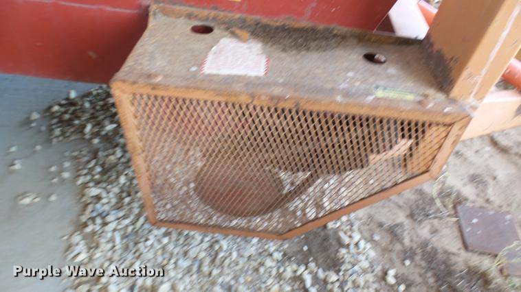 image for item DV9037 Kelly-Ryan Feed-R-Wagon