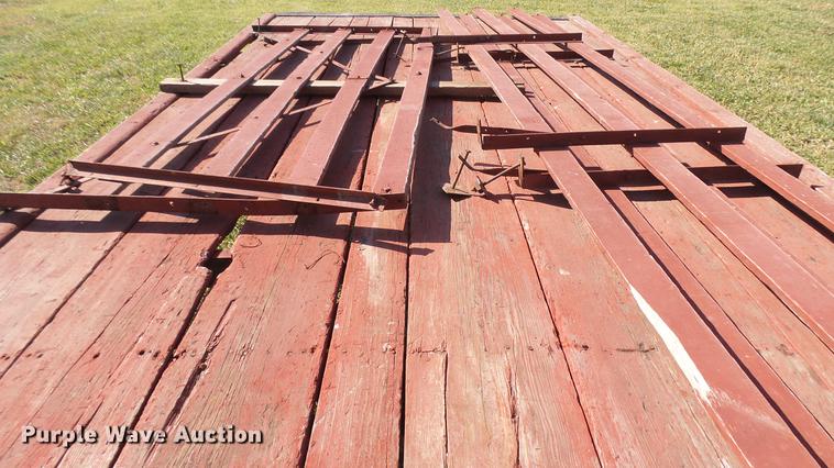 image for item DW9101 Mccormick International 30 hay wagon