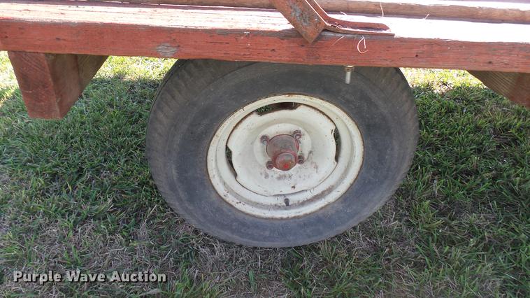 image for item DW9101 Mccormick International 30 hay wagon