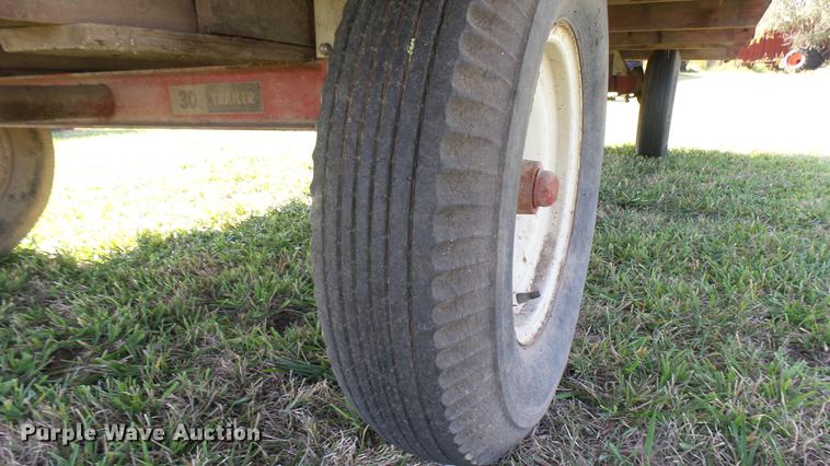 image for item DW9101 Mccormick International 30 hay wagon