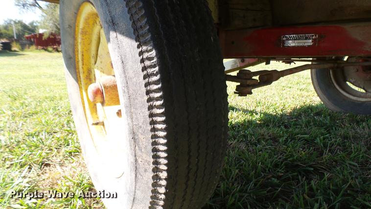 image for item DW9101 Mccormick International 30 hay wagon