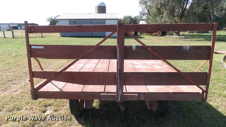 image for item DW9102 Mccormick International 30 hay wagon