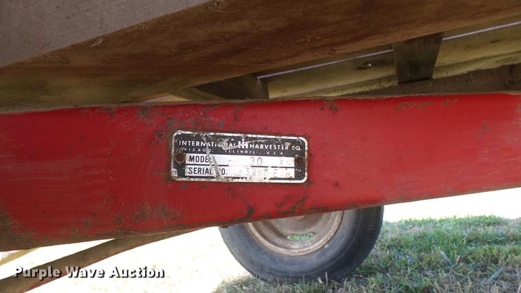 image for item DW9102 Mccormick International 30 hay wagon