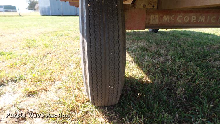 image for item DW9102 Mccormick International 30 hay wagon