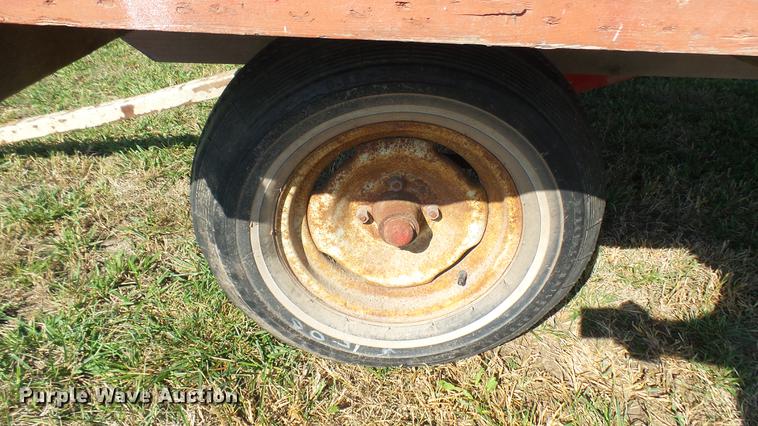 image for item DW9102 Mccormick International 30 hay wagon