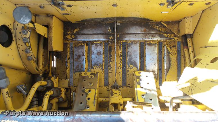 image for item DW9171 Ford L785 skid steer