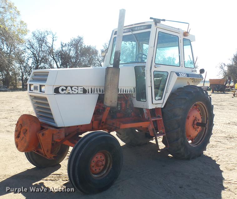 image for item ED9040 Case 2290 tractor