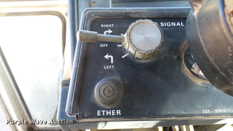 image for item ED9040 Case 2290 tractor