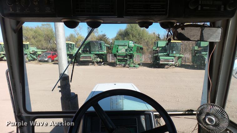 image for item ED9040 Case 2290 tractor