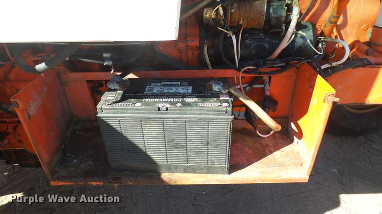 image for item ED9040 Case 2290 tractor