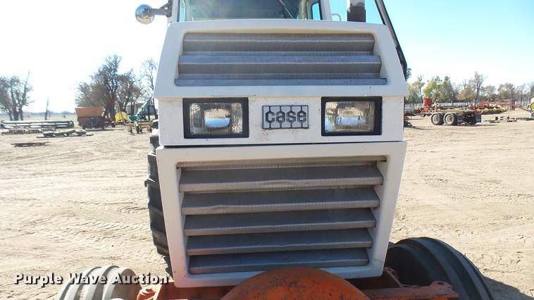 image for item ED9040 Case 2290 tractor