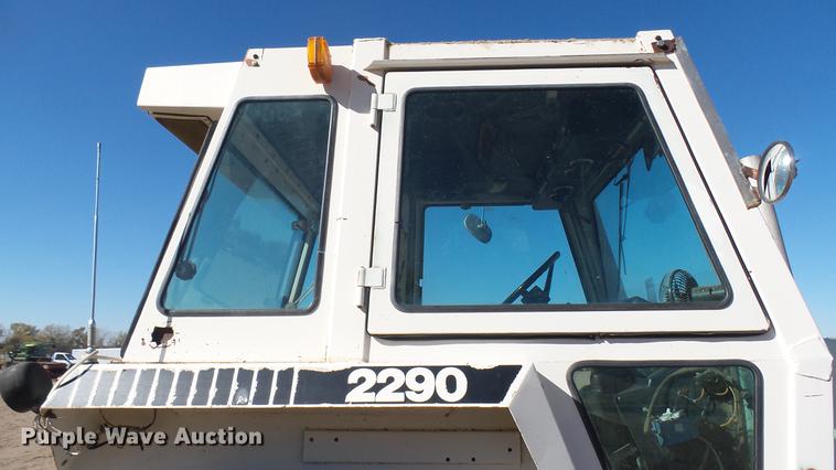 image for item ED9040 Case 2290 tractor