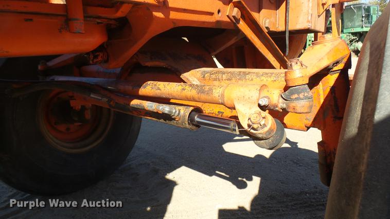 image for item ED9040 Case 2290 tractor