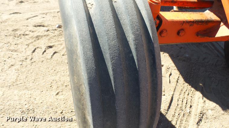 image for item ED9040 Case 2290 tractor