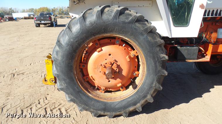 image for item ED9040 Case 2290 tractor