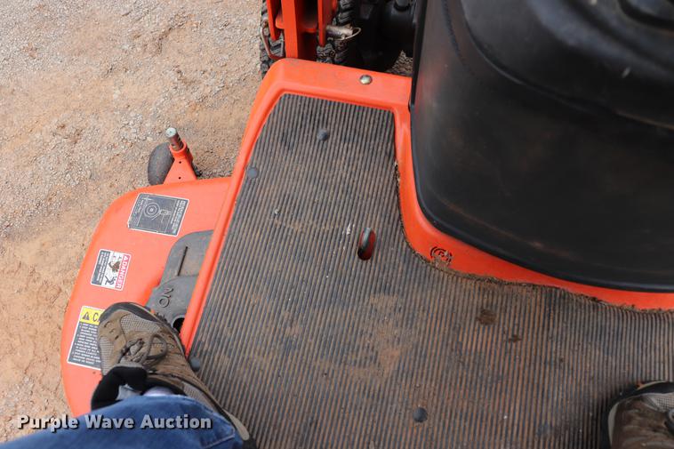 image for item ED9642 Kubota BX2350 MFWD tractor