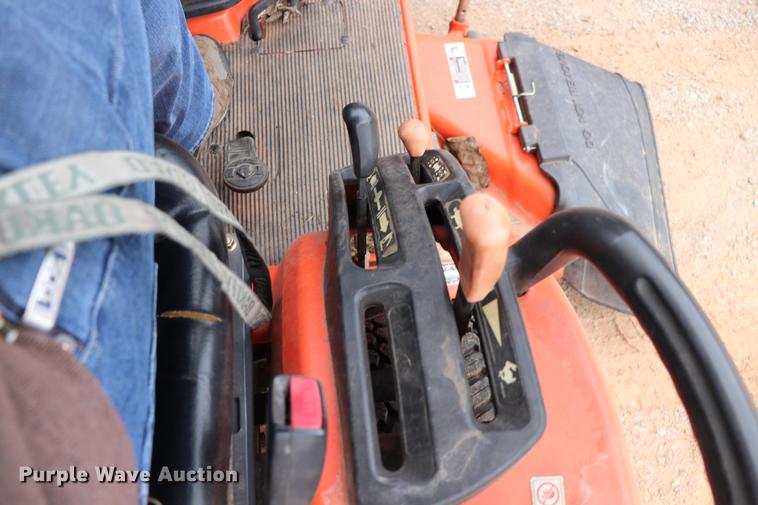 image for item ED9642 Kubota BX2350 MFWD tractor