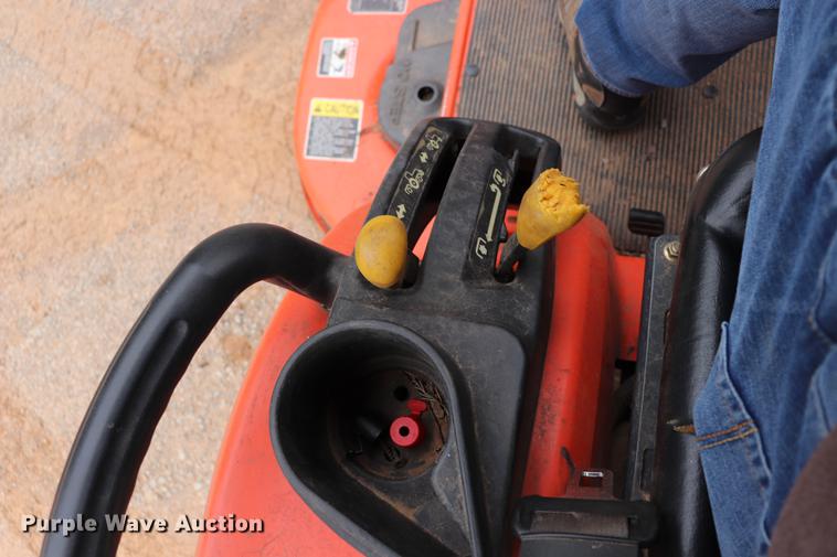 image for item ED9642 Kubota BX2350 MFWD tractor