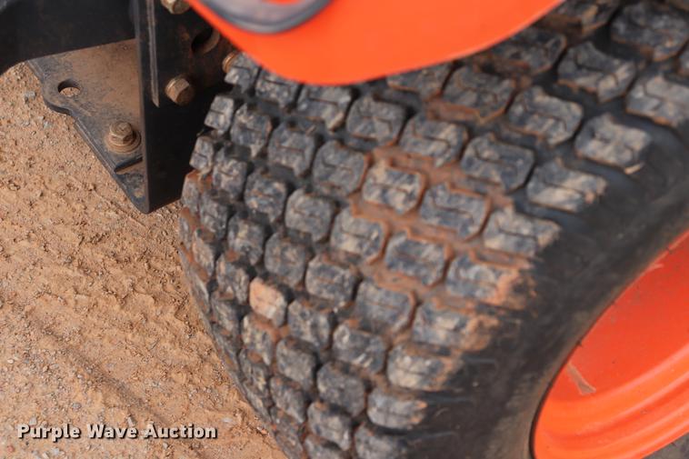 image for item ED9642 Kubota BX2350 MFWD tractor