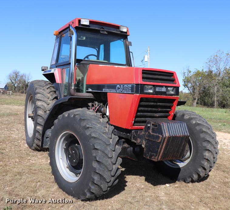 image for item ED9644 1987 Case 1896 tractor