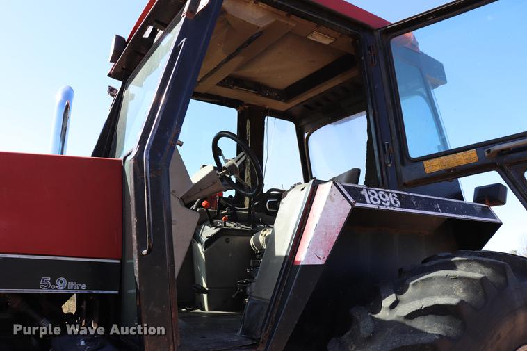 image for item ED9644 1987 Case 1896 tractor