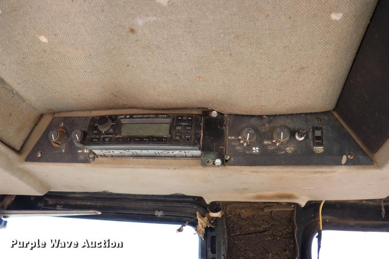 image for item ED9644 1987 Case 1896 tractor