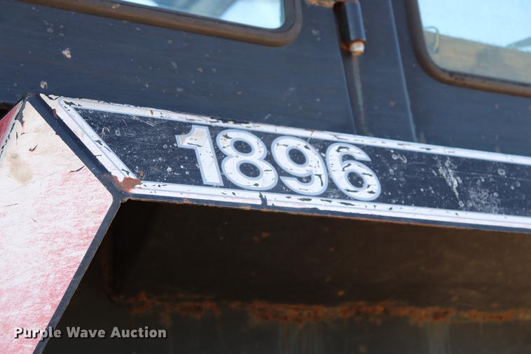 image for item ED9644 1987 Case 1896 tractor