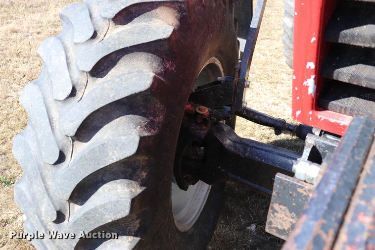 image for item ED9644 1987 Case 1896 tractor