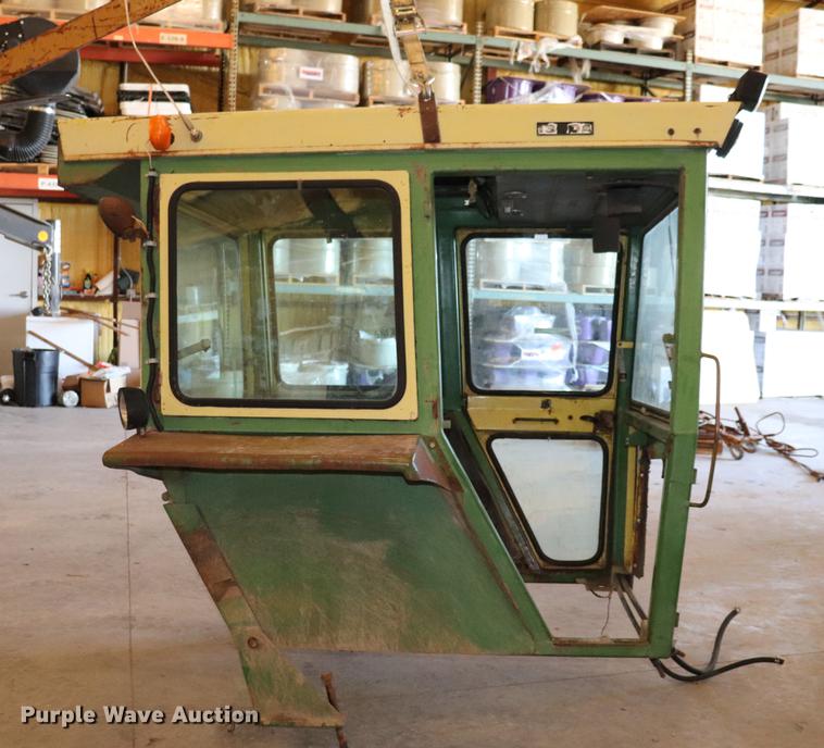 image for item ED9649 Hiniker cab