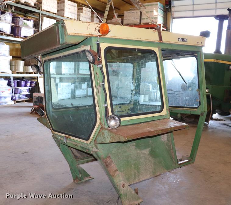 image for item ED9649 Hiniker cab