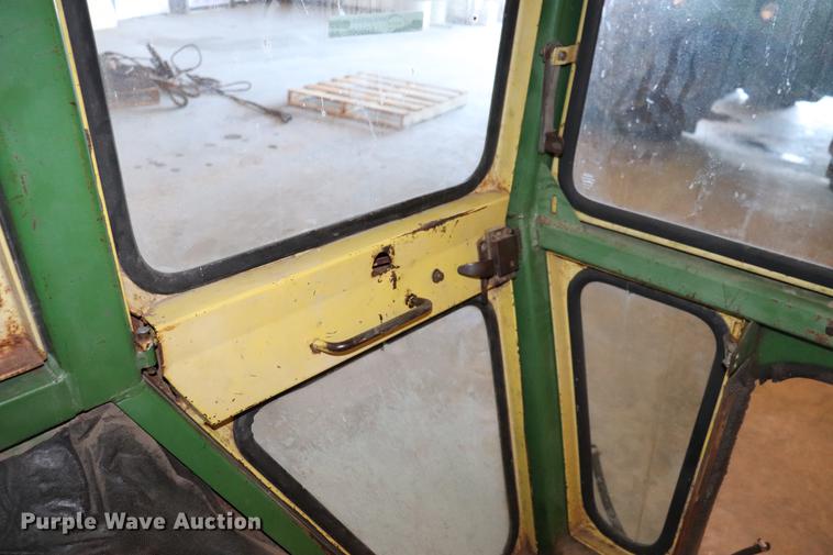 image for item ED9649 Hiniker cab