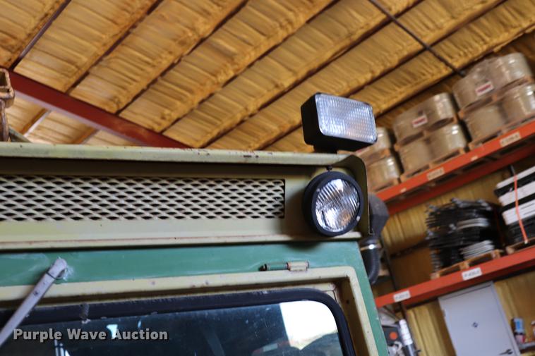 image for item ED9649 Hiniker cab