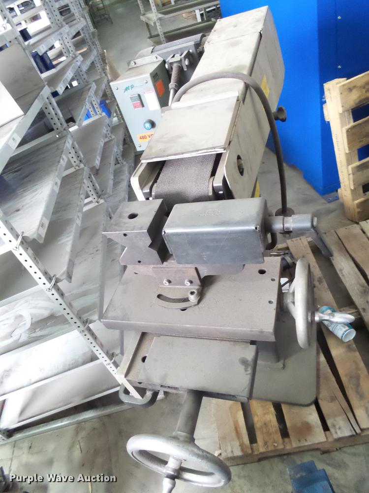 image for item J5418 1999 belt sander