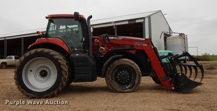 image for item J5663 2011 Case IH Magnum 260 MFWD tractor