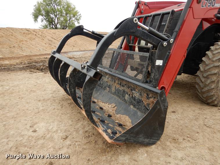 image for item J5663 2011 Case IH Magnum 260 MFWD tractor