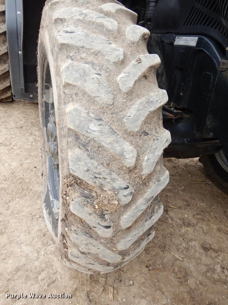 image for item J5663 2011 Case IH Magnum 260 MFWD tractor