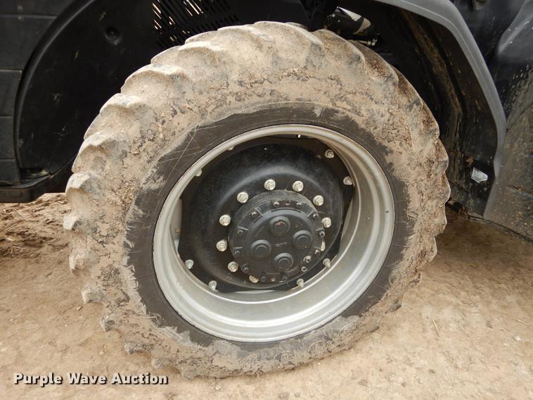 image for item J5663 2011 Case IH Magnum 260 MFWD tractor