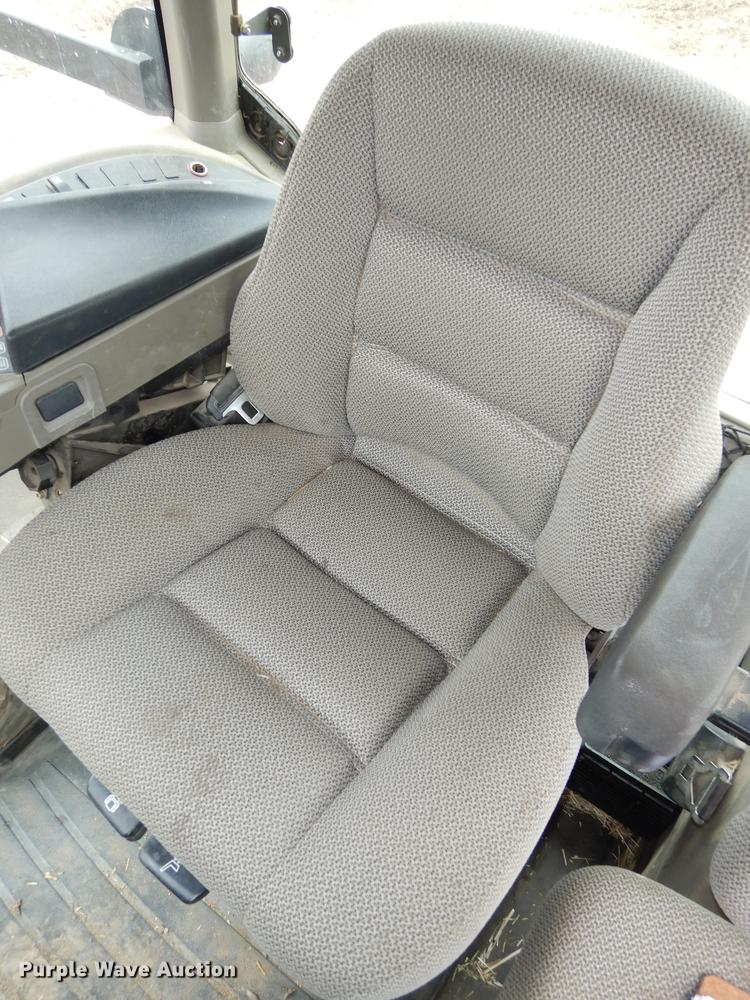 image for item J5663 2011 Case IH Magnum 260 MFWD tractor