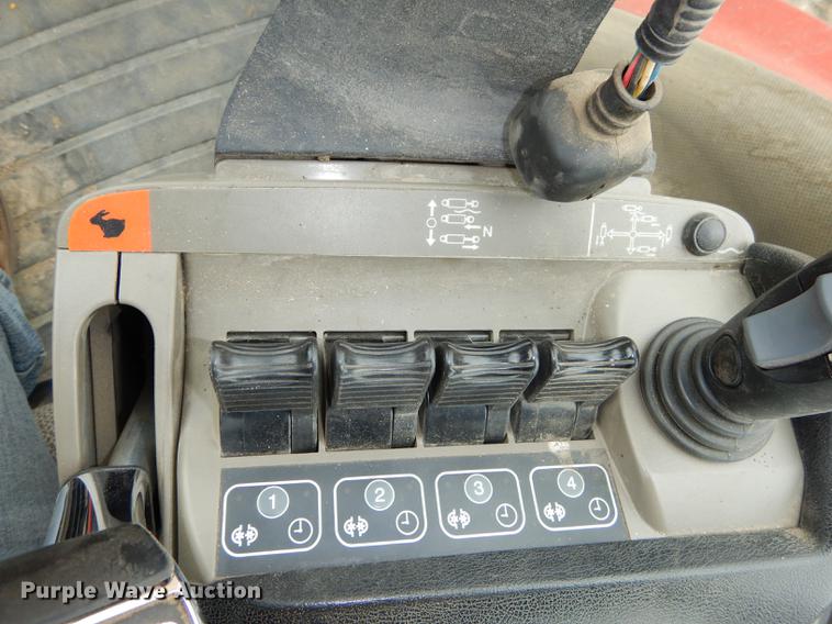 image for item J5663 2011 Case IH Magnum 260 MFWD tractor