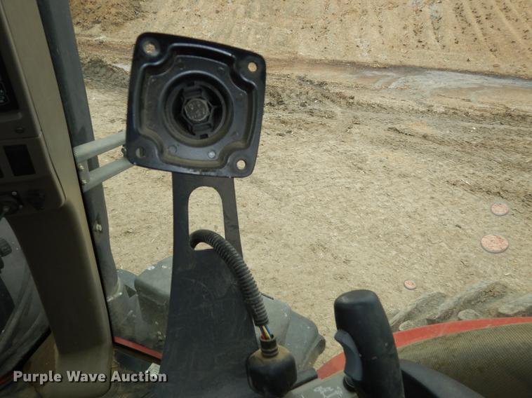 image for item J5663 2011 Case IH Magnum 260 MFWD tractor