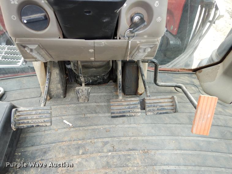 image for item J5663 2011 Case IH Magnum 260 MFWD tractor