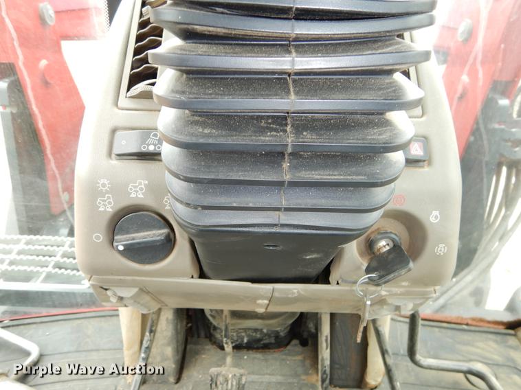 image for item J5663 2011 Case IH Magnum 260 MFWD tractor