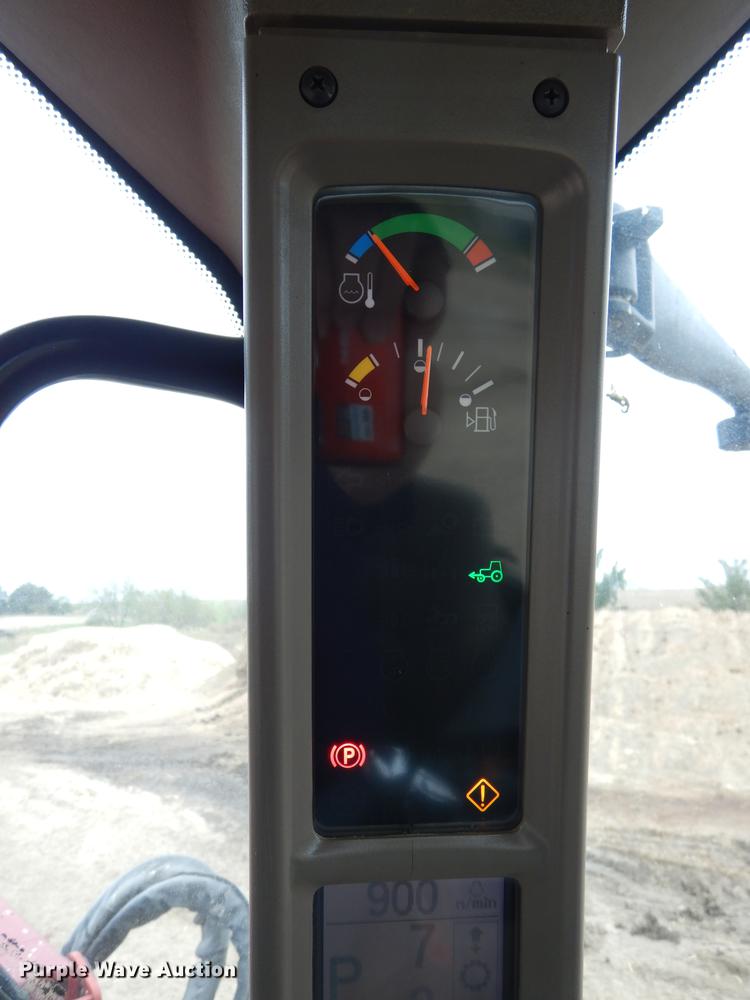 image for item J5663 2011 Case IH Magnum 260 MFWD tractor