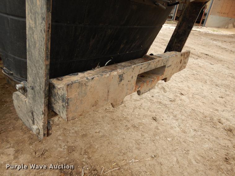 image for item J5663 2011 Case IH Magnum 260 MFWD tractor