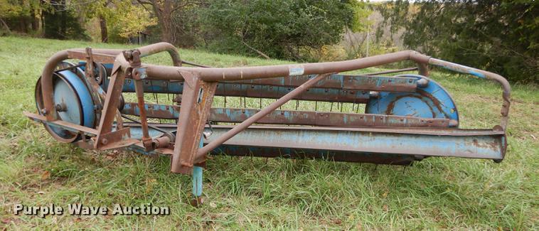 image for item K5839 Ford hay rake
