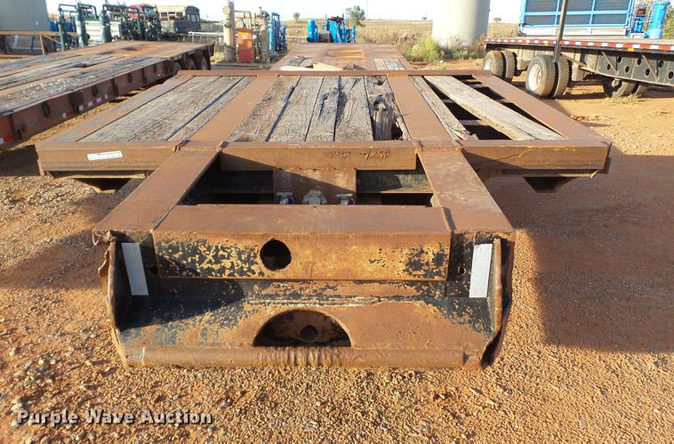 image for item BJ9943 1981 Nuttall 360-0L drop deck oilfield trailer