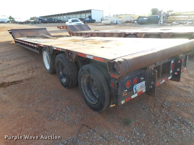 image for item BJ9943 1981 Nuttall 360-0L drop deck oilfield trailer