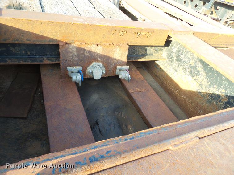 image for item BJ9943 1981 Nuttall 360-0L drop deck oilfield trailer